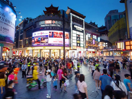 深圳东门步行街